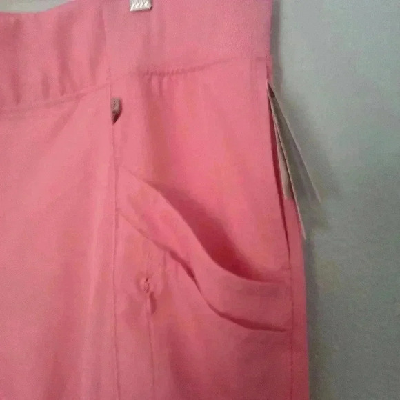 Bundle of  Climate Right scrub pants (3).          Size 2 X - Picture 4 of 12